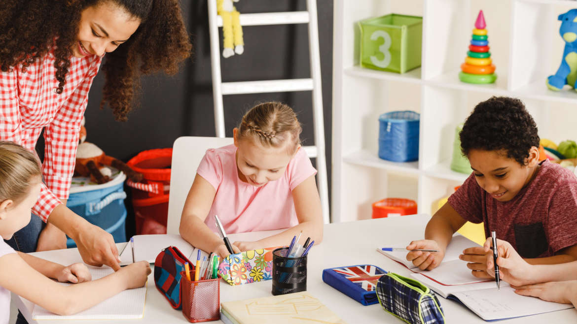 Comment peut-on stimuler l’enfant à apprendre plusieurs langues